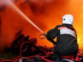 На Луганщине сгорел дачный дом