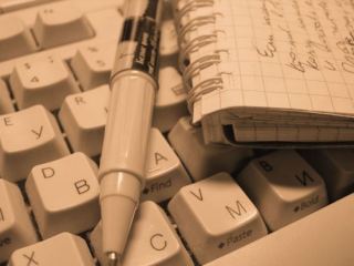 Продолжается прием работ луганчан для участия в конкурсе «Серебряный голос»