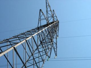 В Лисичанске убило током 20-летнего парня