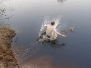 Травмы в воде получили 70 жителей Луганской области