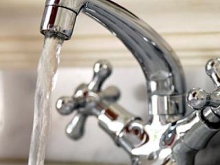 Жителям Кировска скоро обещают дать воду: поломку устранили 