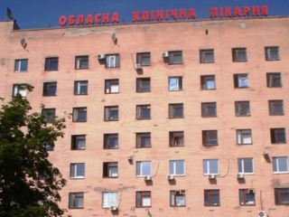 Одна из жертв лисичанского садиста находится на грани между жизнью и смертью