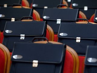 12 госсслужащих из Луганской области могут стать «новой элитой нации» 