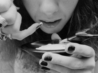 Антрацит и Луганск стали лидерами по заболеваемости наркоманией в регионе