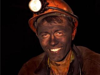 Украинским шахтерам третий раз с начала года повысили зарплату