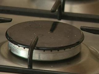 В Луганской области водитель иномарки оставил без газа 23 дома 