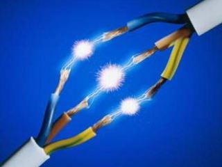 На Луганщине 36-летний мужчина погиб от удара током 