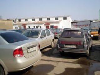 Владельцам луганских автостоянок сделали выговор за неряшливость 