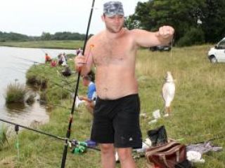 В Луганской области прошел открытый рыбацкий турнир