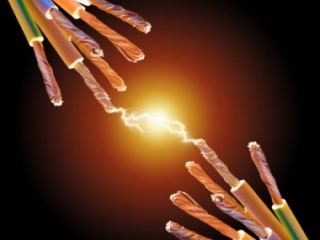 В Луганской области двухлетнего ребенка убило током