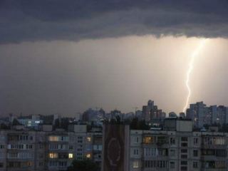 Погода в Луганске на завтра, 13 июля: гроза