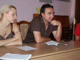 Луганские общественники будут отслеживать ситуацию с ксенофобией в области