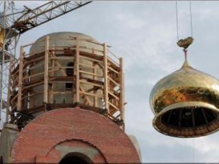 В четверг установят второй купол на луганский Храм Умиление