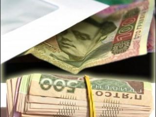 В Луганской области работник поссовета требовал за участок взятку в  тыс грн