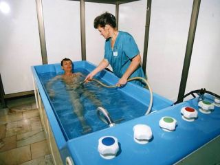 Жителям Жовтневого района Луганска выдали  бесплатных путевок на оздоровление