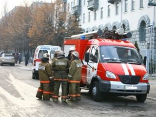 В Ровеньках за неделю произошло  пожара В одном из них сгорел автомобиль