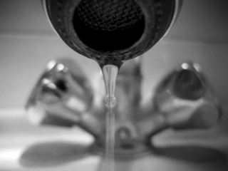 Для жителей Кременной на выходных ограничили подачу воды