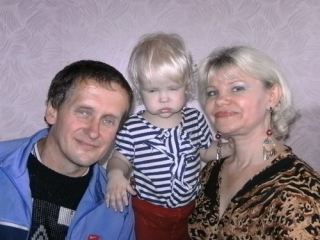 Семью жестоко убившую двух приемных девочек проверяли каждые  месяца но пропажи детей не заметили