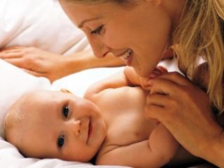 На Луганщине увеличивается количество матерей кормящих грудью