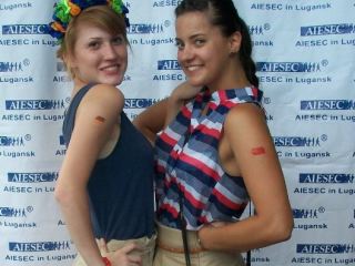 Луганчанки научат молодых людей правильно разрешать конфликты