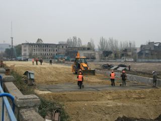 Во время строительства путепровода по Советской рабочие нашли снаряд времен Великой Отечественной