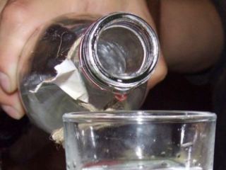 В Луганской области пьяный мужчина выпрыгнул с го этажа