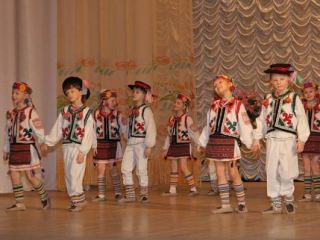 Луганский Барвинок выступил на Международном детском фестивале