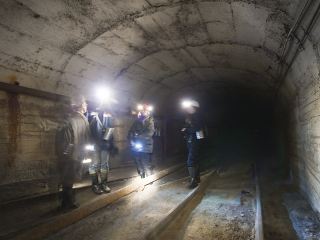 В Макеевке на шахте Советской спасают жизни двоих рабочих