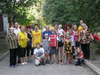 При поддержке Владимира Медяника жители благоустроили свой двор