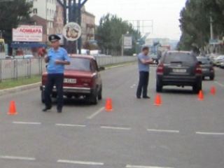 ДТП на Советской в Луганске перегорожены две полосы движения