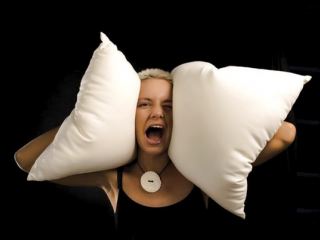 Жители одной из многоэтажек Луганска просят разобраться с шумным частным предприятием