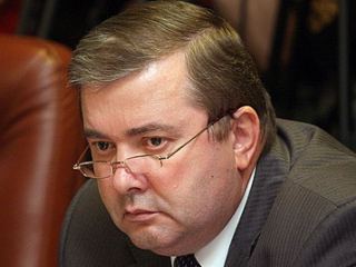 Василий Надрага уволен за безответственность  Николай Азаров