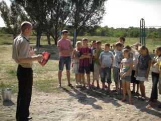 На Луганщине воспитанников детского лагеря обучали правилам безопасности