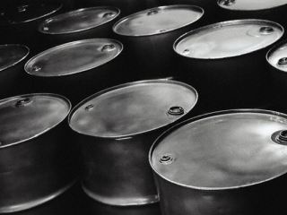 В Луганской области задержали мужчину перевозившего на деревянной лодке  литров дизельного топлива