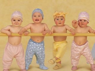 Вчера в Луганске родилось мальчиков и девочек поровну