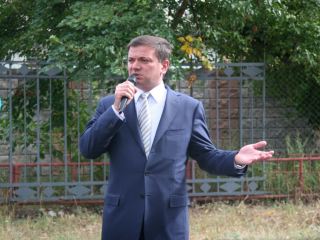 Владимир Медяник встретился с жителями улицы Гастелло