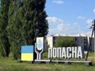 На Попаснянском вагоноремонтном заводе готовы принять на работу  человек