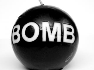 Охота за бомбами продолжается  очередной подозрительный пакет в Луганске