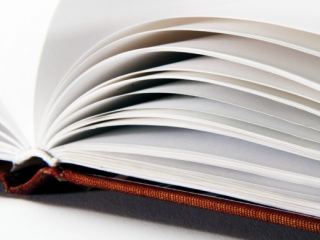 Презентовали книгу Луганск Страницы истории конец XVIII  начало XX веков