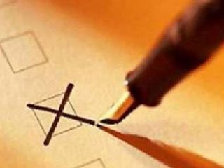 Ваше отношение к политической рекламе  Опрос Cхidinfo