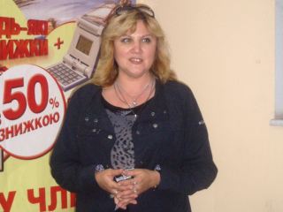 Луганск посетила известная украинская писательница Симона Вилар