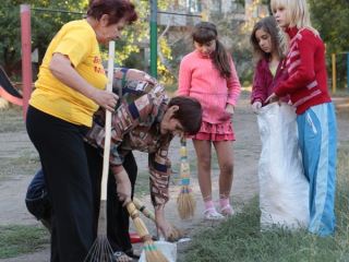 В Молодогвардейске при поддержке Владимира Медяника провели субботник