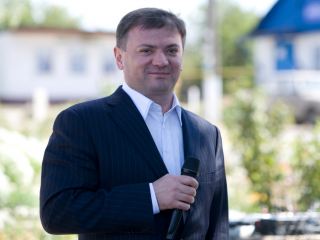 Владимир Медяник встретился с жителями поселка Таловое