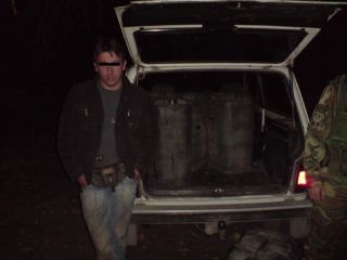 На границе Луганской области задержали украинца перевозившего полтонны топлива