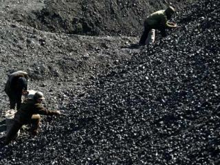 На Луганщине поймали похитителей угля и сразу отпустили