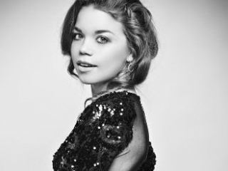 Луганчанка победила в международном вокальном конкурсе забрав приз   тыс евро