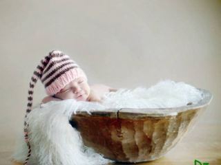 За неделю в Луганске родилось  детей