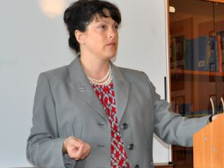 Луганские студенты два дня перенимали опыт американских полицейских фото