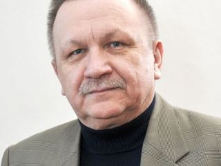 Партия регионов на Луганщине на данный момент набирает  голосов  Вячеслав Литвинов