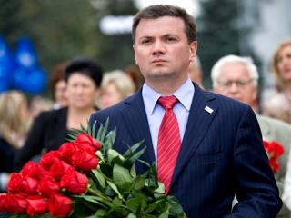 Владимир Медяник принял участие в торжествах по случаю летия Молодой гвардии